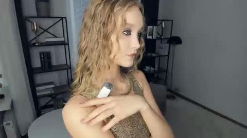 Serena online show from January 8, 7:54 am