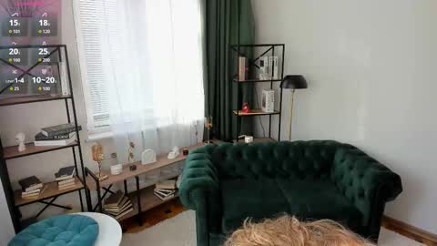 Serena online show from March 29, 8:47 am