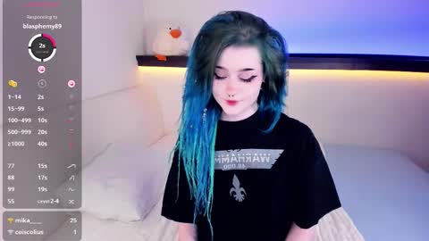 Snapshot of alicentity chatting on February 25, 12:31 am Alice online show from February 25, 12:31 am