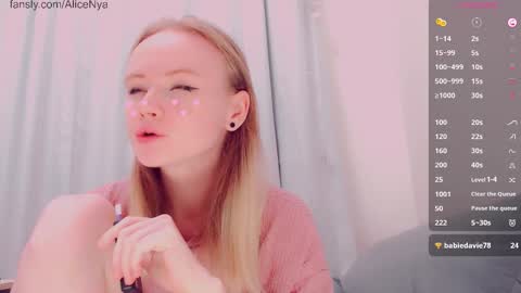 Snapshot of alicenya chatting on February 14, 5:26 am Alice online show from February 14, 5:26 am