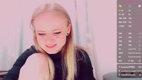 Snapshot of alicenya chatting on March 6, 5:04 am Alice online show from March 6, 5:04 am