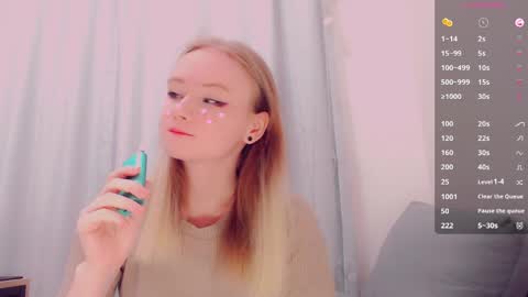 Snapshot of alicenya chatting on March 28, 5:18 am Alice online show from March 28, 5:18 am