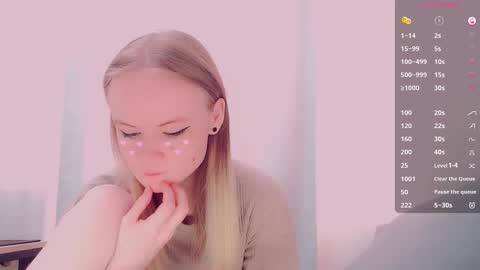 Snapshot of alicenya chatting on March 29, 5:51 am Alice online show from March 29, 5:51 am