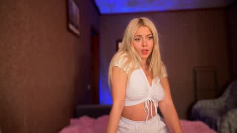 aliceoceaneyes online show from September 11, 2:39 pm