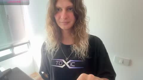 AlicePinkhead online show from February 5, 7:57 am