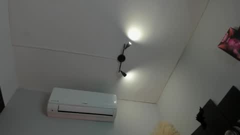 Snapshot of alicepoixxxon chatting on January 6, 6:39 am ALICE online show from January 6, 6:39 am