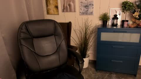 Snapshot of alicepopsy chatting on December 9, 12:34 am Alice online show from December 9, 12:34 am