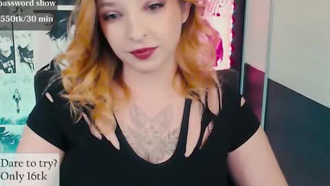 aliceriddle1 online show from December 4, 10:07 pm