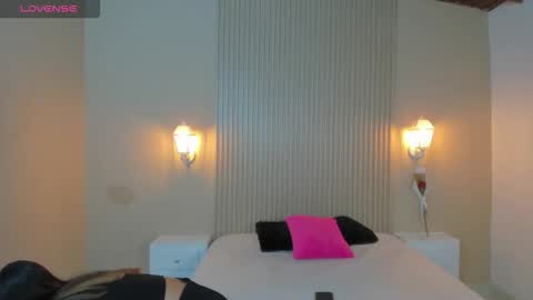 AliceRoss online show from September 28, 1:49 pm