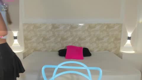 AliceRoss online show from October 3, 8:17 pm