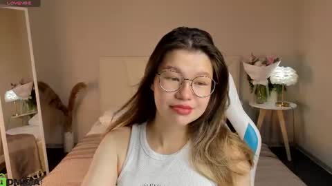 Alice online show from June 24, 2:54 am