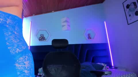 Alice online show from May 20, 8:26 pm