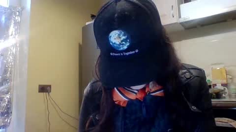 AliceTailorrr online show from May 5, 6:43 am