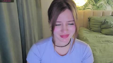 Snapshot of alicetuker chatting on February 23, 4:59 pm Alice online show from February 23, 4:59 pm