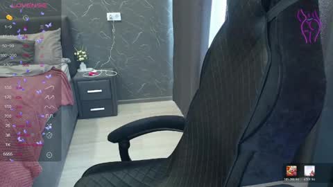 Alice online show from March 2, 8:10 am