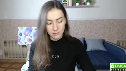 Snapshot of alicewonderful22 chatting on February 13, 7:03 am Alice online show from February 13, 7:03 am