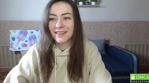Snapshot of alicewonderful22 chatting on March 1, 6:35 am Alice online show from March 1, 6:35 am
