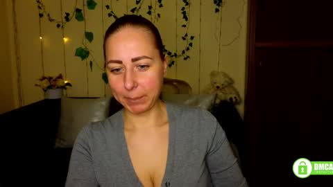 Alice online show from March 31, 5:30 am