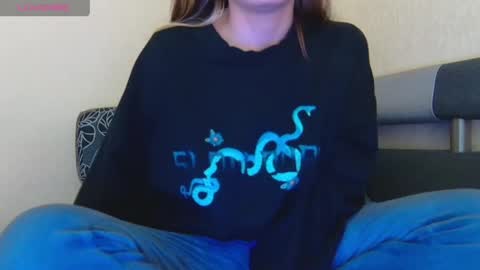 Snapshot of alicewoolfy chatting on April 27, 11:14 pm AliceWoolfy online show from April 27, 11:14 pm