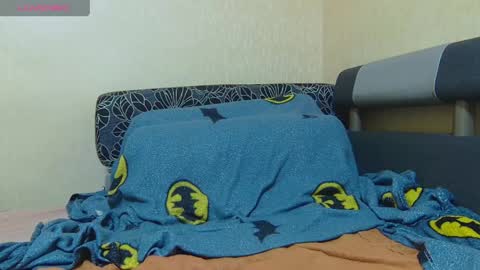 Snapshot of alicewoolfy chatting on May 23, 8:46 pm AliceWoolfy online show from May 23, 8:46 pm