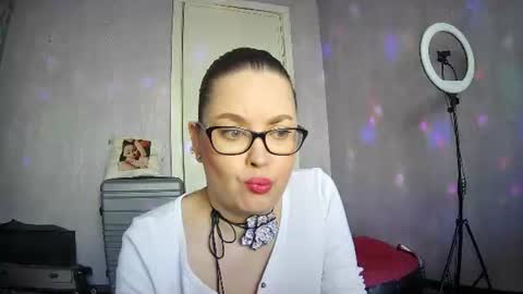 Snapshot of alicexfresh chatting on March 30, 6:47 am AlicexFresh online show from March 30, 6:47 am