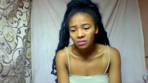 Snapshot of alicia9794 chatting on June 17, 12:29 pm alicia9794 online show from June 17, 12:29 pm