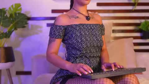 Snapshot of alicia__kiss chatting on March 12, 1:06 pm Salome online show from March 12, 1:06 pm