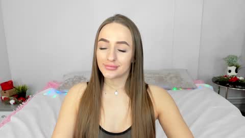 Mia online show from January 13, 1:56 am