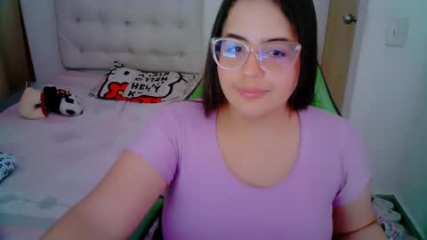 Snapshot of alicia_hotxx chatting on December 27, 6:20 pm alison online show from December 27, 6:20 pm