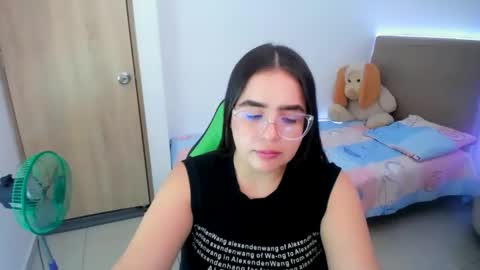 Snapshot of alicia_hotxx chatting on February 28, 9:44 pm alison online show from February 28, 9:44 pm