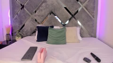 Snapshot of alicia_jerez1 chatting on February 16, 6:54 pm Alice  online show from February 16, 6:54 pm