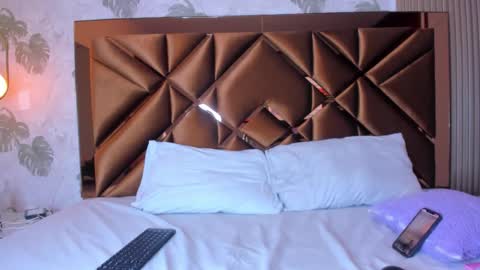 Snapshot of alicia_jerez1 chatting on October 28, 4:27 am Alice  online show from October 28, 4:27 am