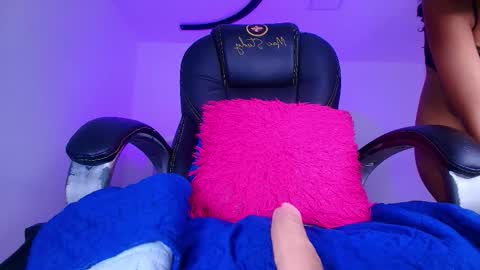 Alicia Kyse  online show from February 24, 3:04 am