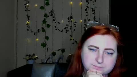 Alicia online show from March 26, 7:03 am