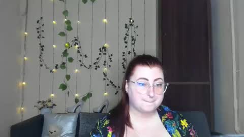 Alicia online show from May 12, 11:29 am