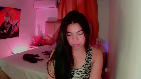Snapshot of aliciabiden chatting on February 10, 5:58 am aliciabiden online show from February 10, 5:58 am