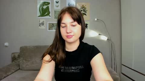 Snapshot of aliciacollinss chatting on June 8, 12:27 pm Aliciacollinsss online show from June 8, 12:27 pm
