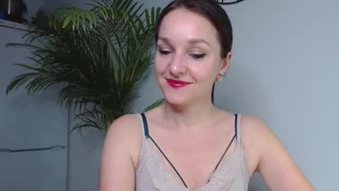 Alicia online show from December 19, 3:41 pm