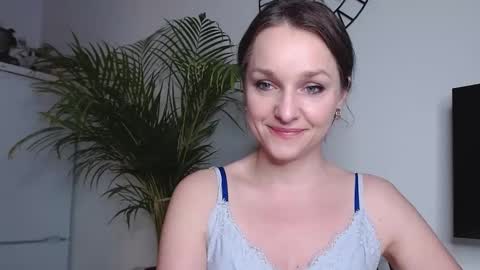Alicia online show from February 12, 4:22 pm