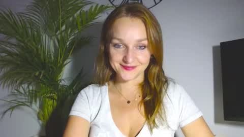 Alicia online show from November 17, 3:29 pm