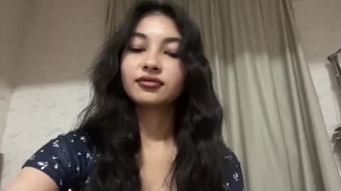 Leila online show from July 29, 4:05 pm