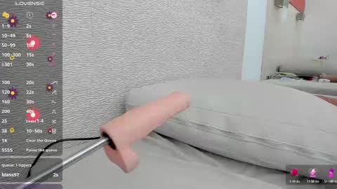 im tutti online show from March 3, 5:53 am