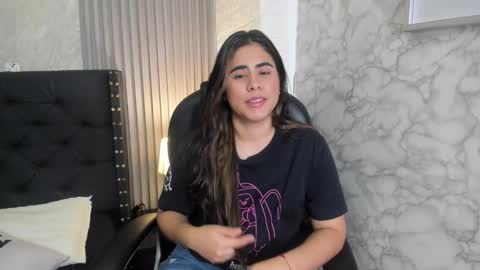 Snapshot of alicy__torres chatting on March 4, 12:22 pm alicya online show from March 4, 12:22 pm