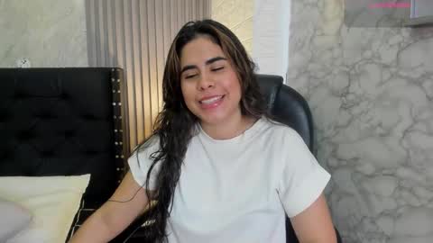 Snapshot of alicy__torres chatting on March 6, 12:12 pm alicya online show from March 6, 12:12 pm