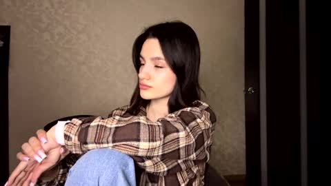 Snapshot of alidagenthner chatting on March 9, 3:05 pm Niki online show from March 9, 3:05 pm