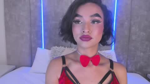 Snapshot of alidiaz__ chatting on February 10, 10:51 pm Ali Diaz online show from February 10, 10:51 pm