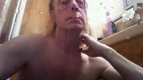 Snapshot of alienlove23 chatting on March 29, 10:10 pm alienlove23 online show from March 29, 10:10 pm