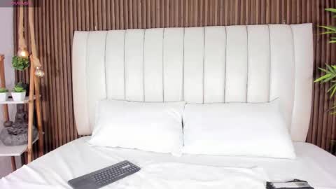 Aliha online show from October 29, 11:17 pm