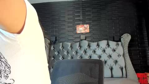 Alice online show from September 28, 5:29 pm