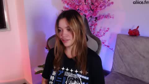 aliicefm online show from October 6, 6:33 am